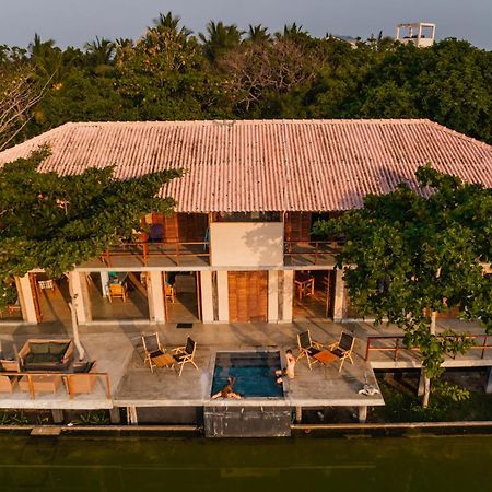 C Beyond Nilaveli Hotel Exterior photo